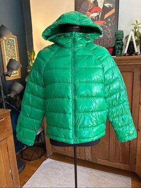 Zara Green Puffer Jacket with Hood